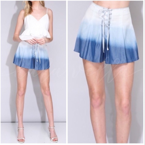 🔥 SALE Blue Ombré Lace Front Zip Back Pleated Shorts SM - Picture 4 of 7